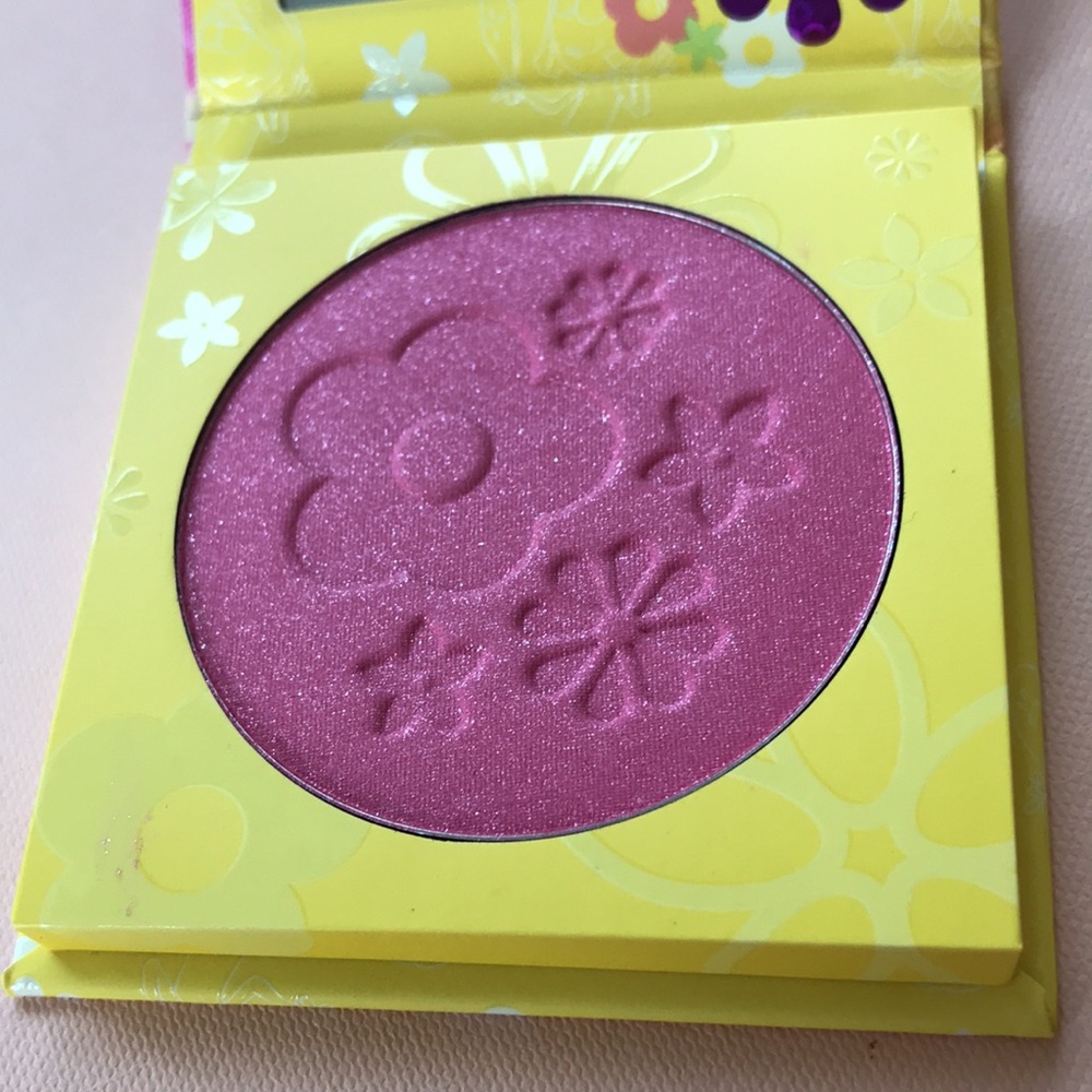 Colourpop x Lizzie McGuire You Are Magnifico Blush